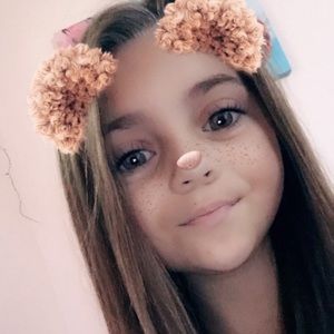 Meet your Posher, Camryn